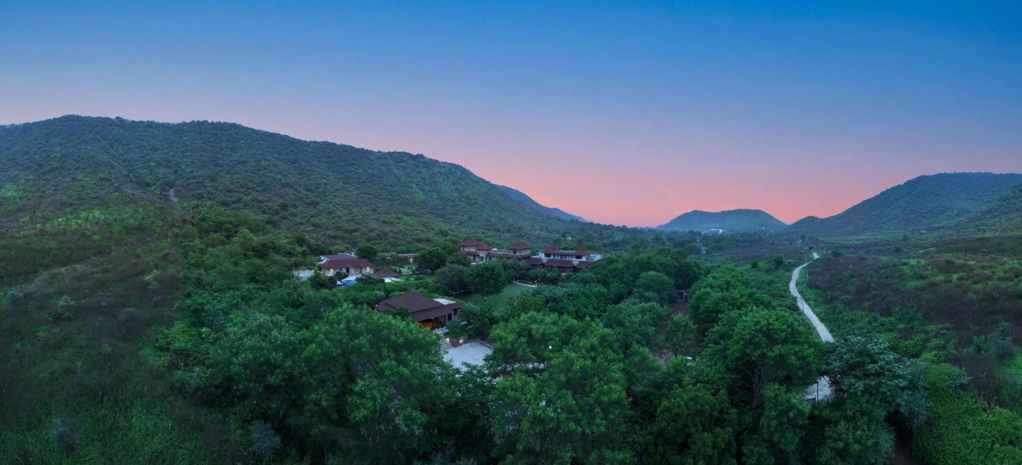 Anandam - A Luxury Resort In Udaipur Luaran gambar